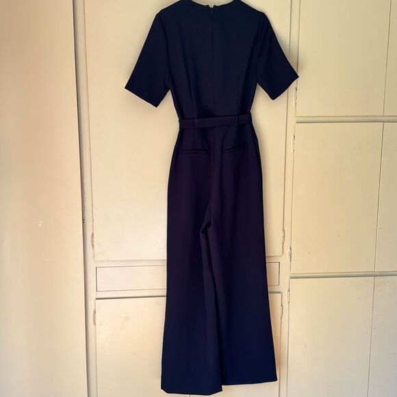 Banana republic navy lined V neck short sleeve tie belt wide leg jumpsuit. Sz 8 - Picture 5 of 8